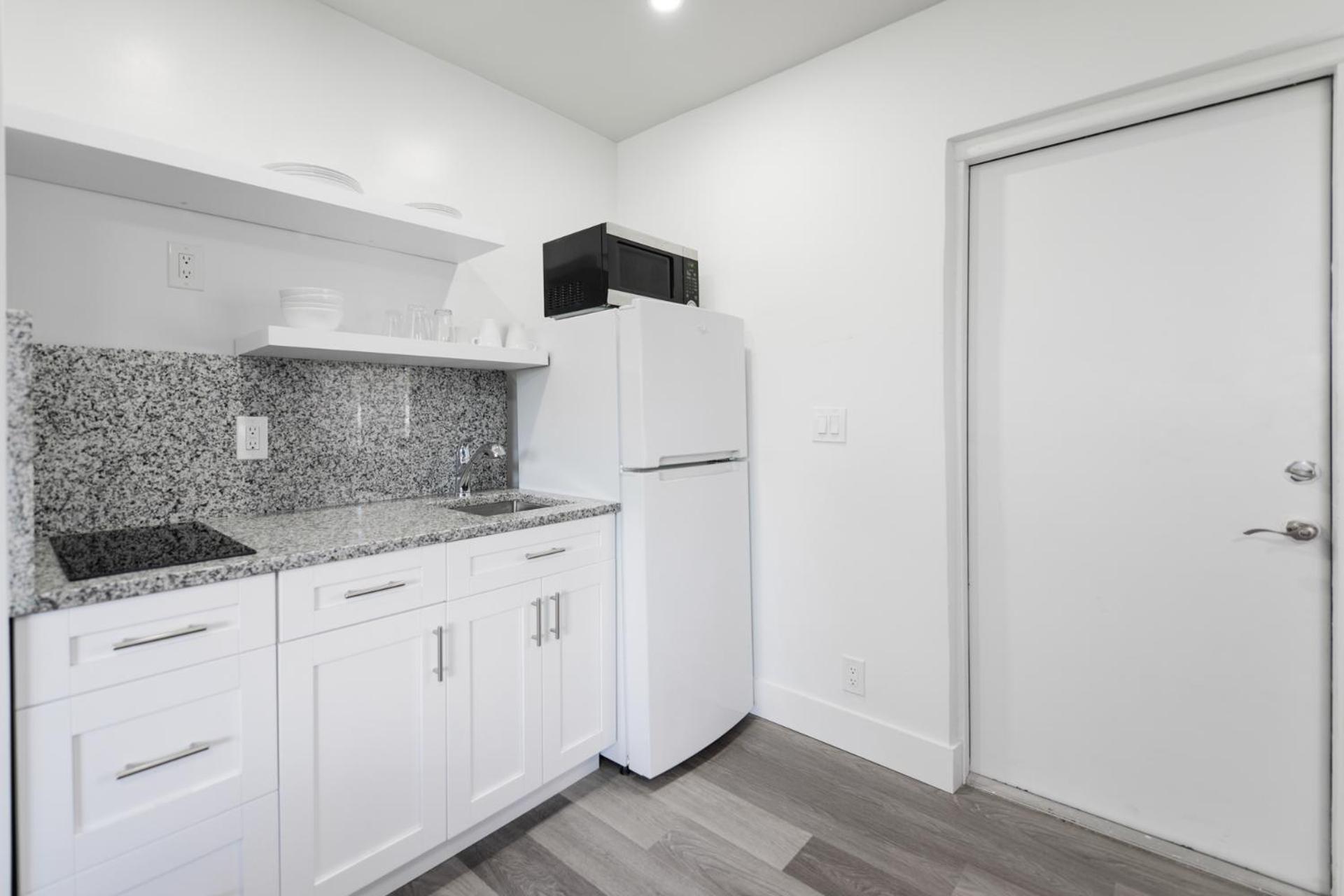 Ocean View Balcony With Pool & Parking -M42 Daire Hollywood Dış mekan fotoğraf